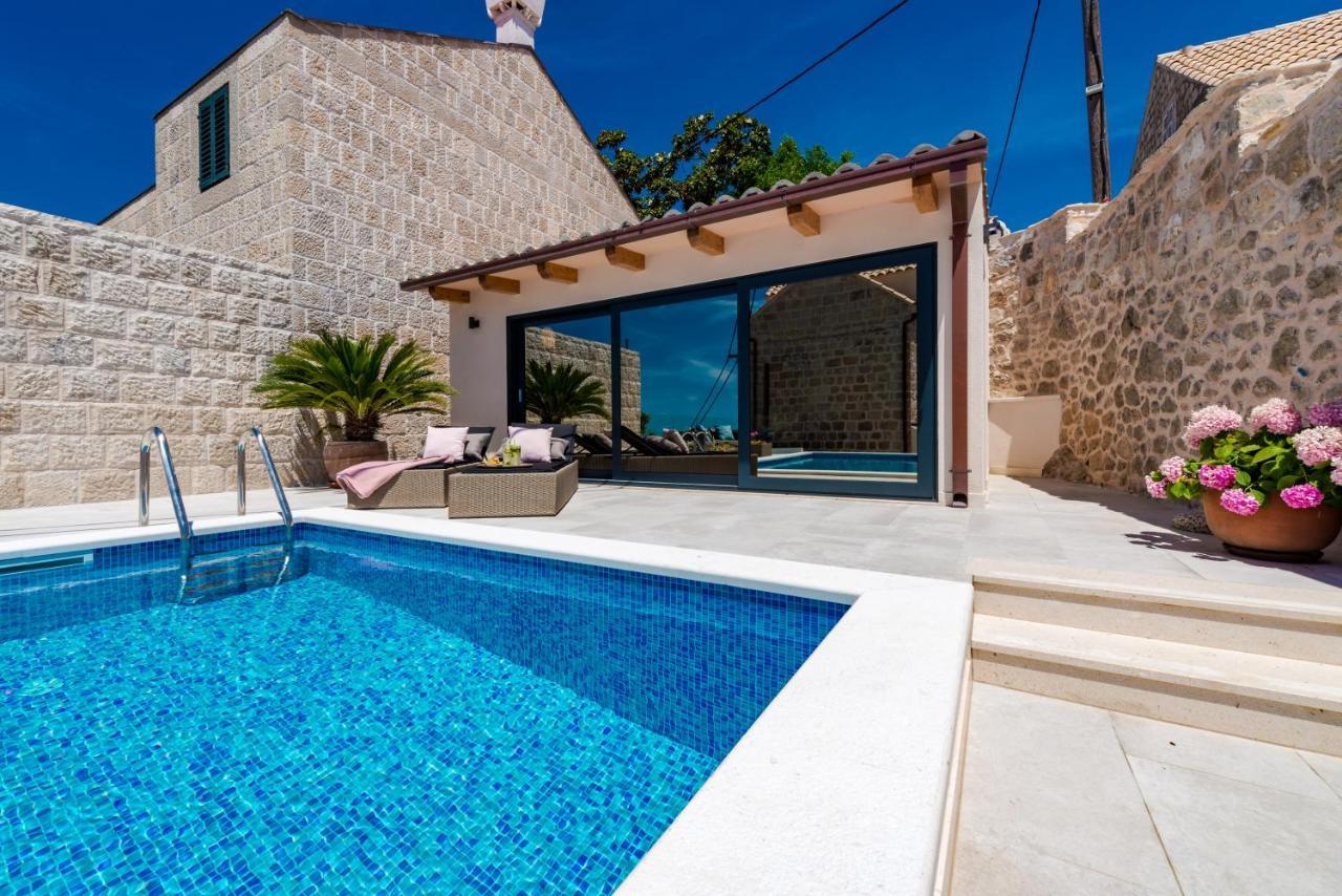 Villa Luigi With A Pool Cavtat Eksteriør bilde