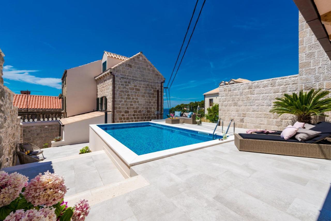 Villa Luigi With A Pool Cavtat Eksteriør bilde